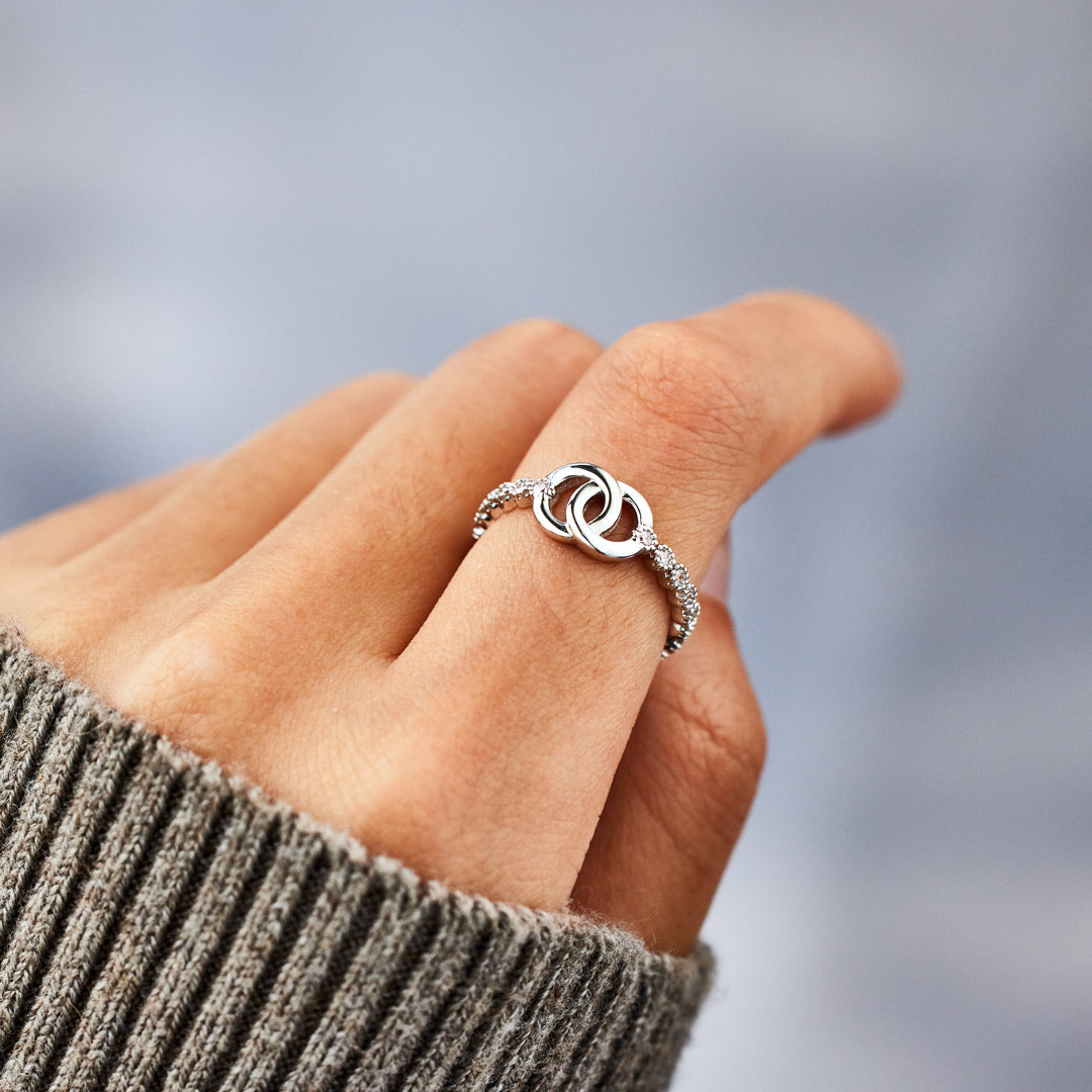 Unbreakable Bond Pavé Interlocking Ring
