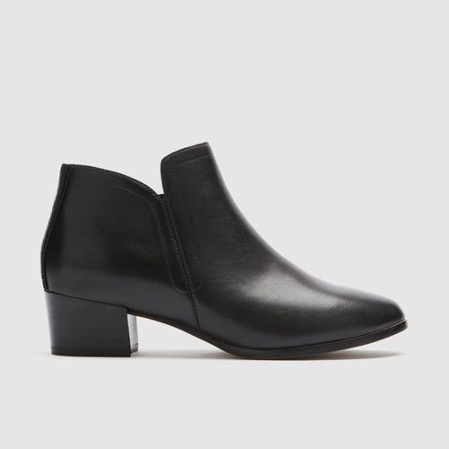 Novah Black