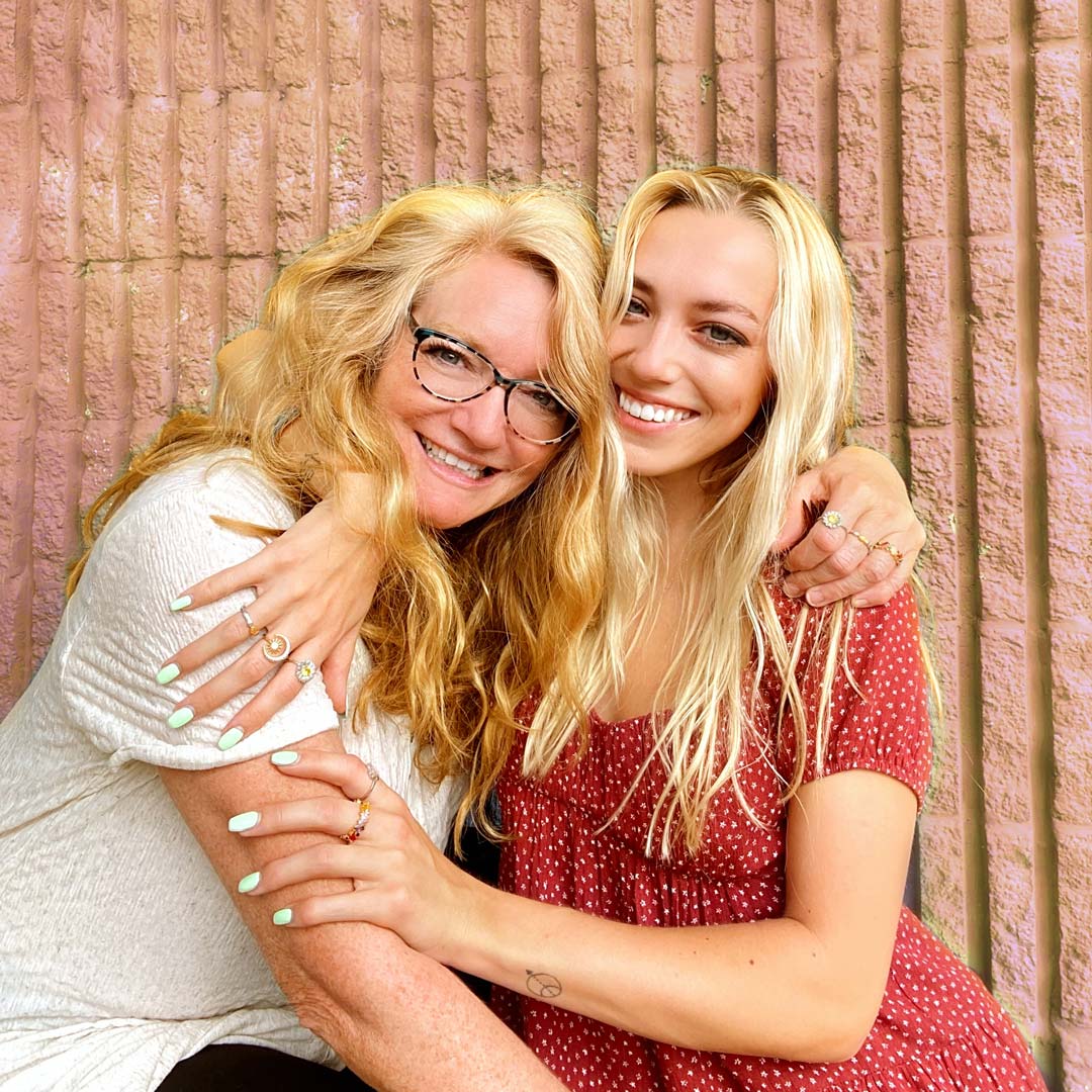 A Special Bond Linking Necklace